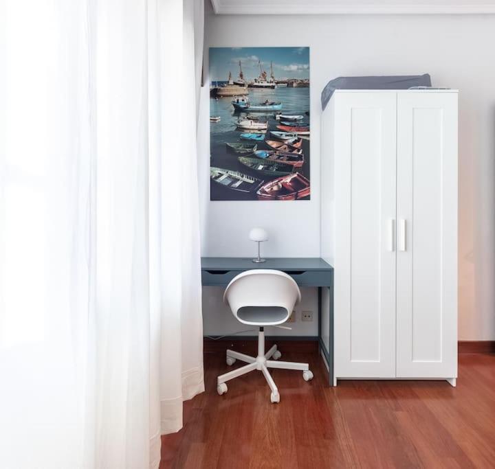 Ferienwohnung Acogedor Piso En Santurtzi .Parking Privado Exterior foto